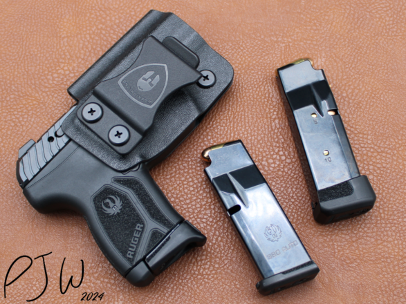 LCP Max AIWB Holster