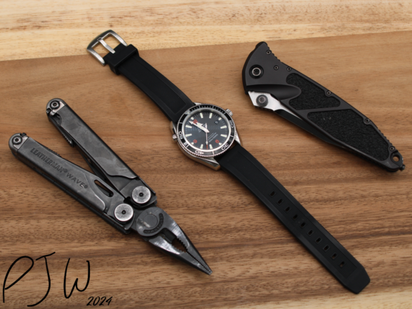 Multitool, Knife, Watch